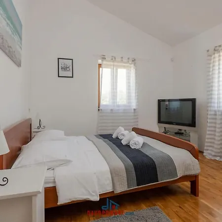Hotel Zoe Comfortable Holiday